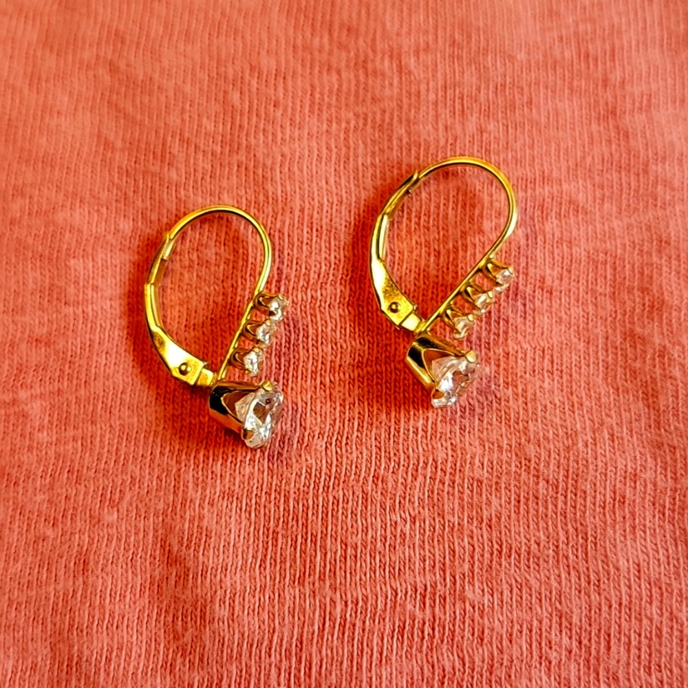 Stamped 14k leaverback earrings. Definitely 14k Definitely not diamonds.